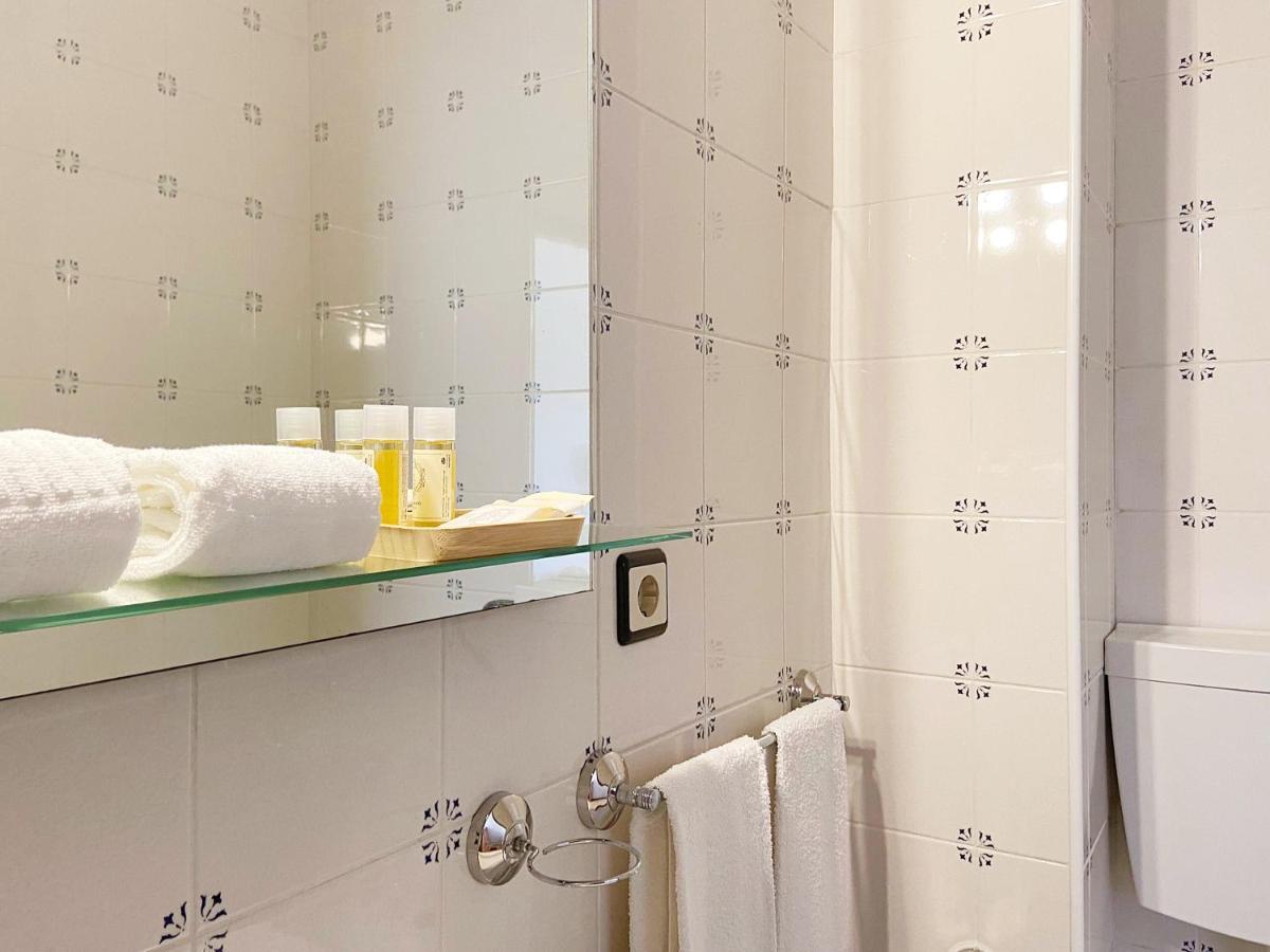 Vinhais Hotel Екстер'єр фото