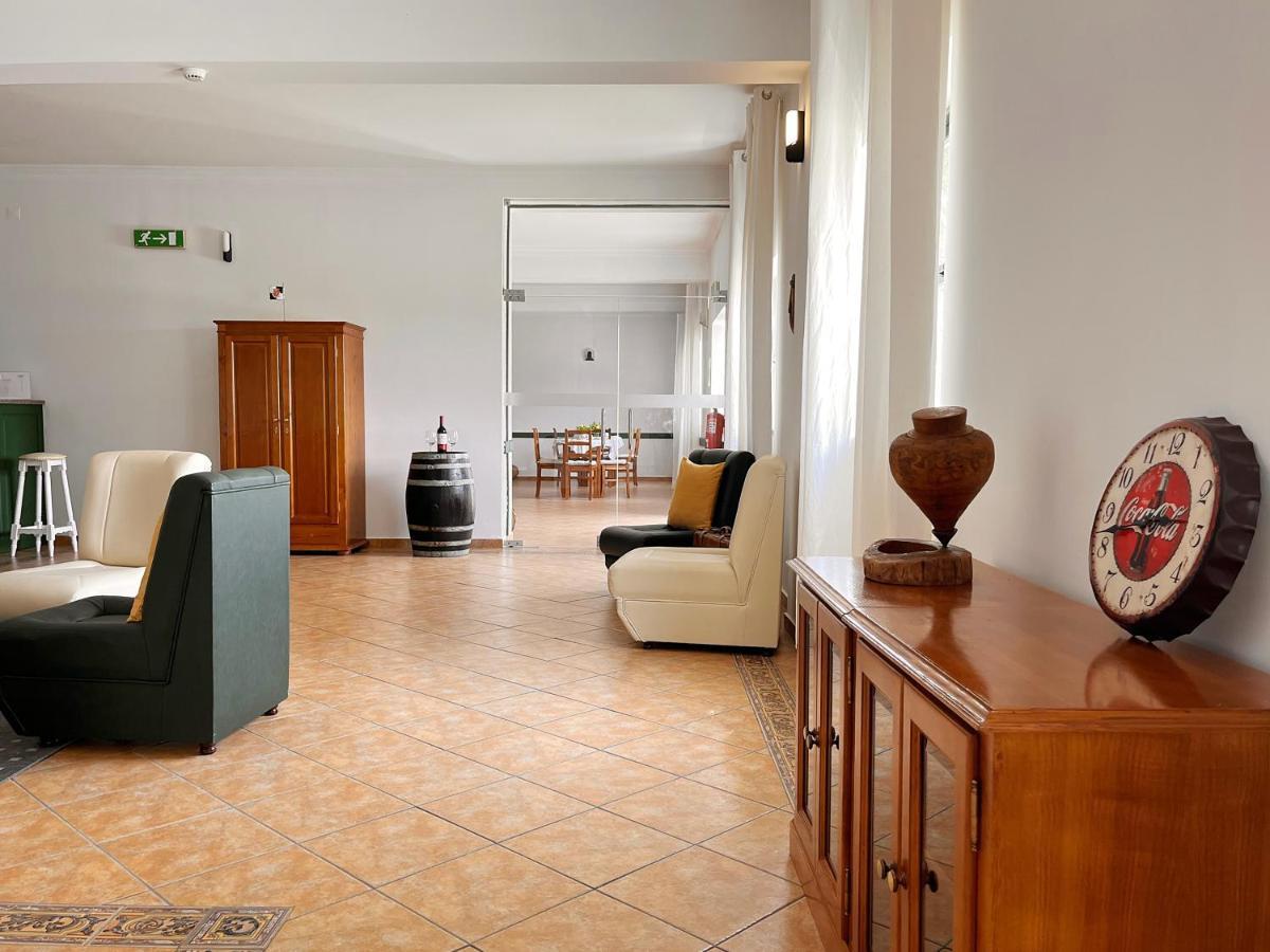 Vinhais Hotel Екстер'єр фото