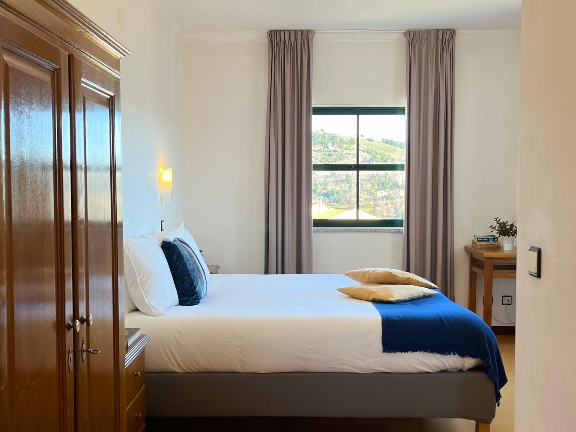 Vinhais Hotel Екстер'єр фото