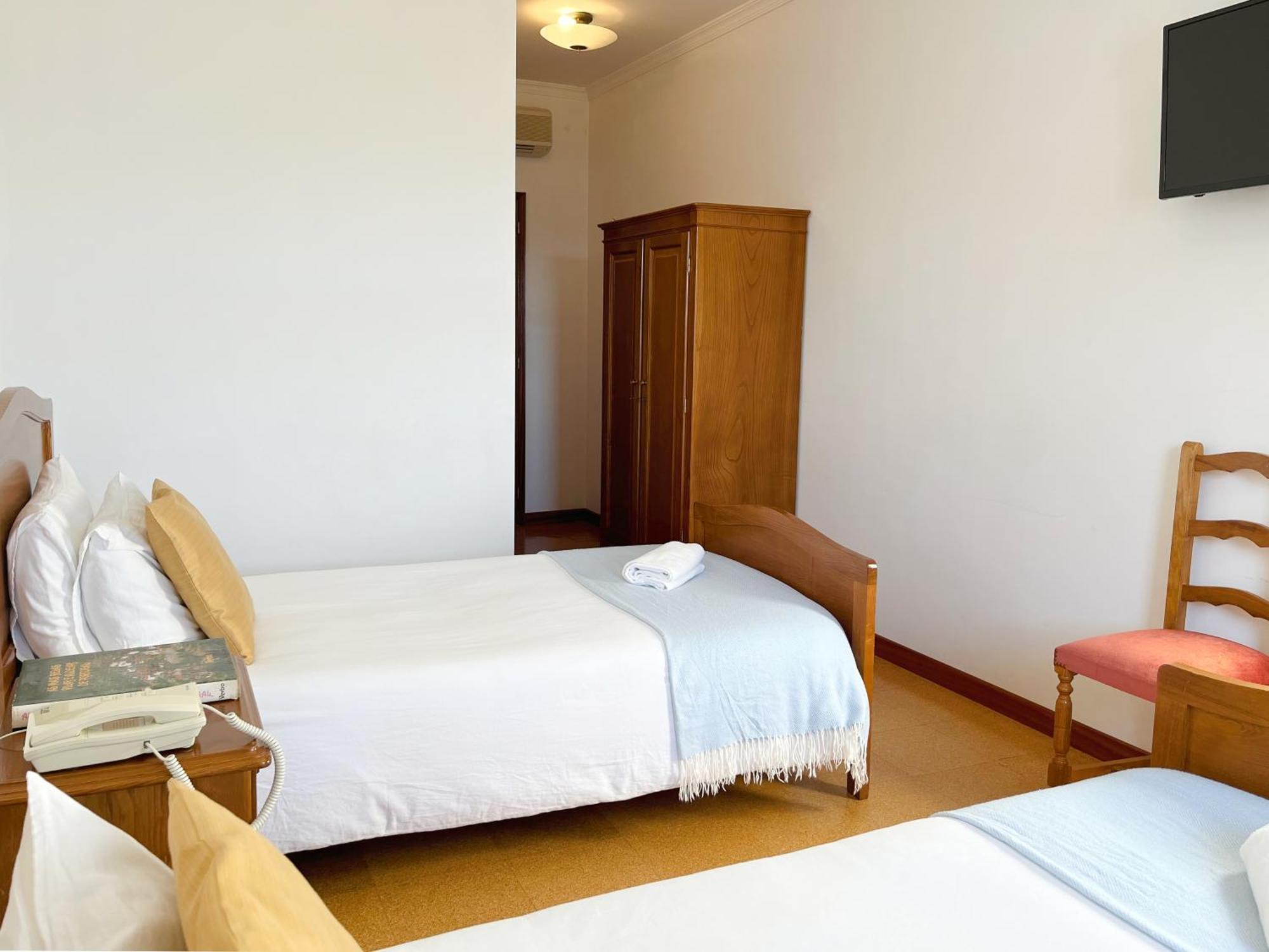 Vinhais Hotel Екстер'єр фото